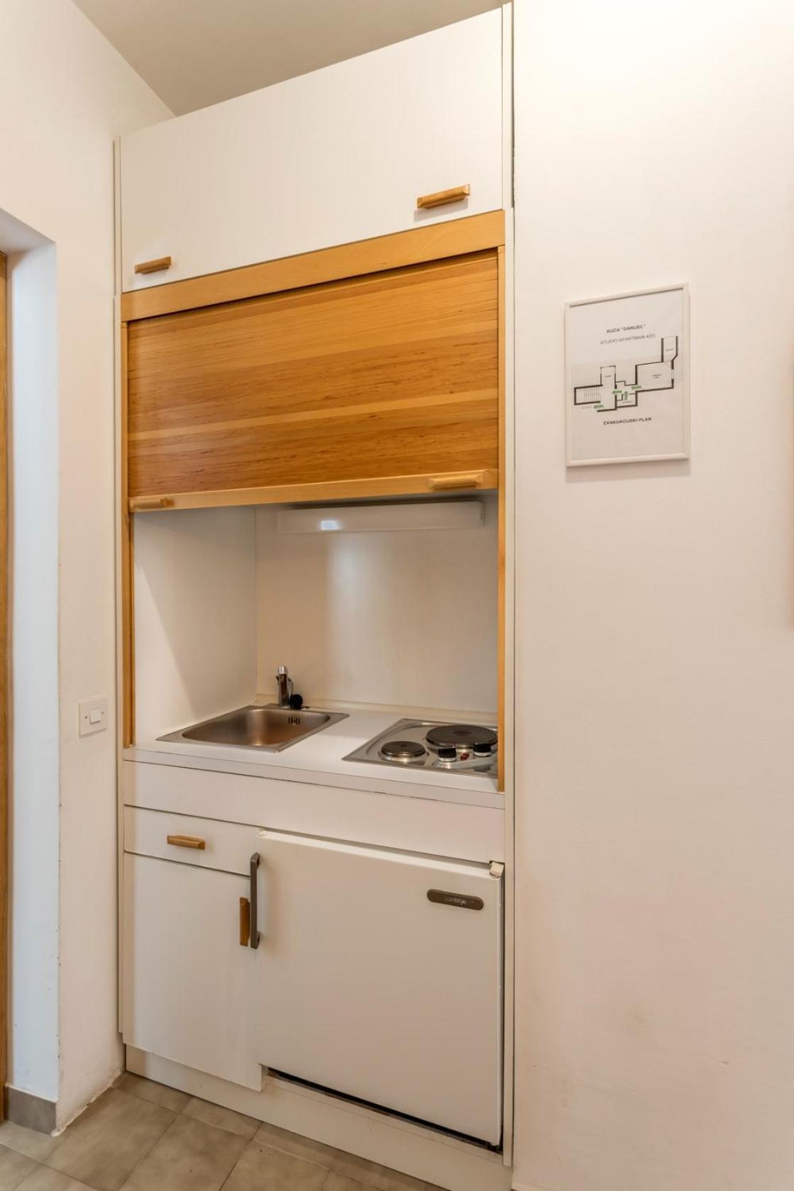 Apartments With A Parking Space Baska Voda, Makarska - 301 部屋 写真